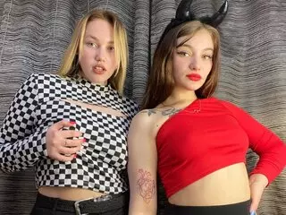 AmberandMia livejasmin